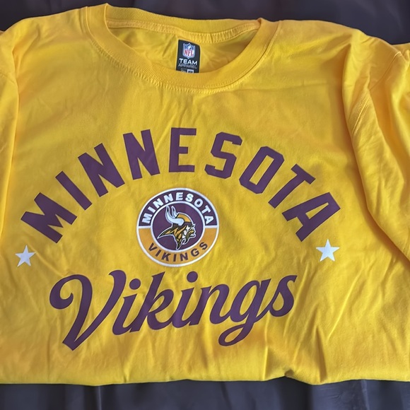 Viking wind breaker and t shirt - Picture 6 of 6